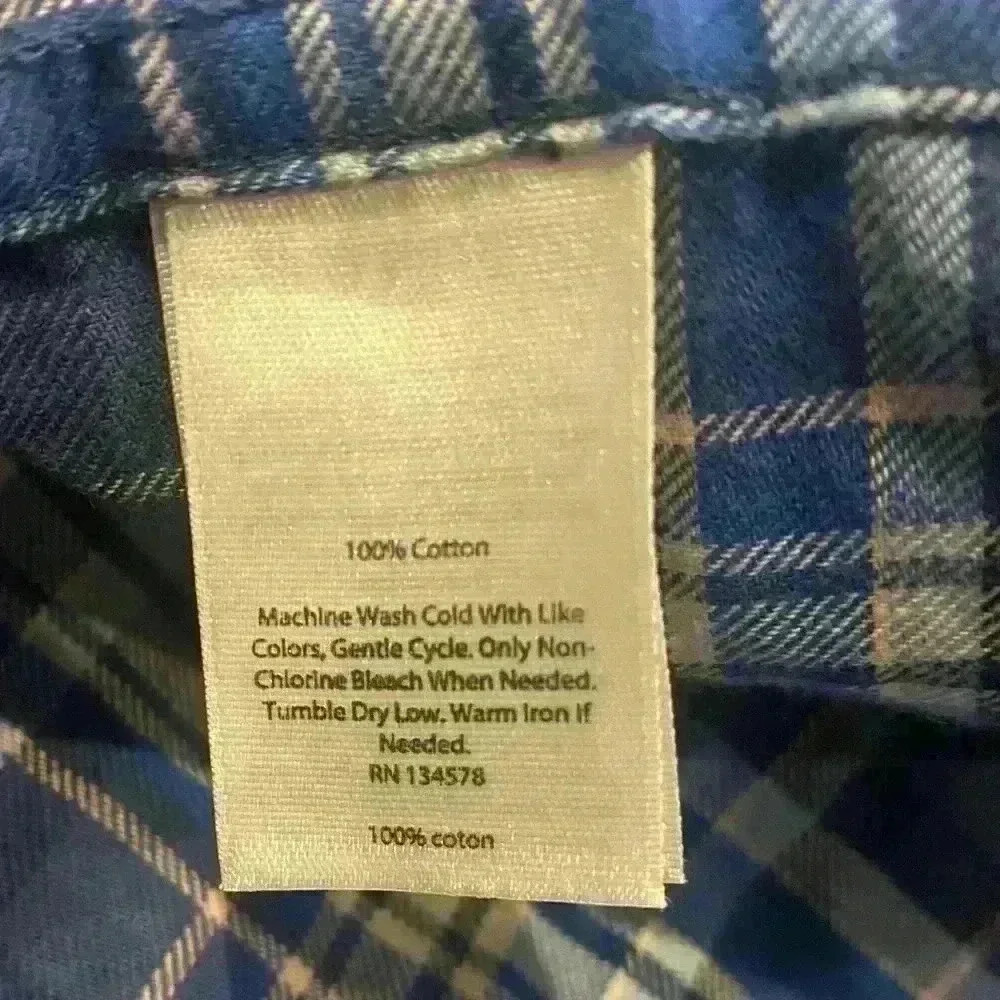 Vineyard Vines Blue Whales Plaid Cotton Flannel Button Down size XL - Picture 10 of 10
